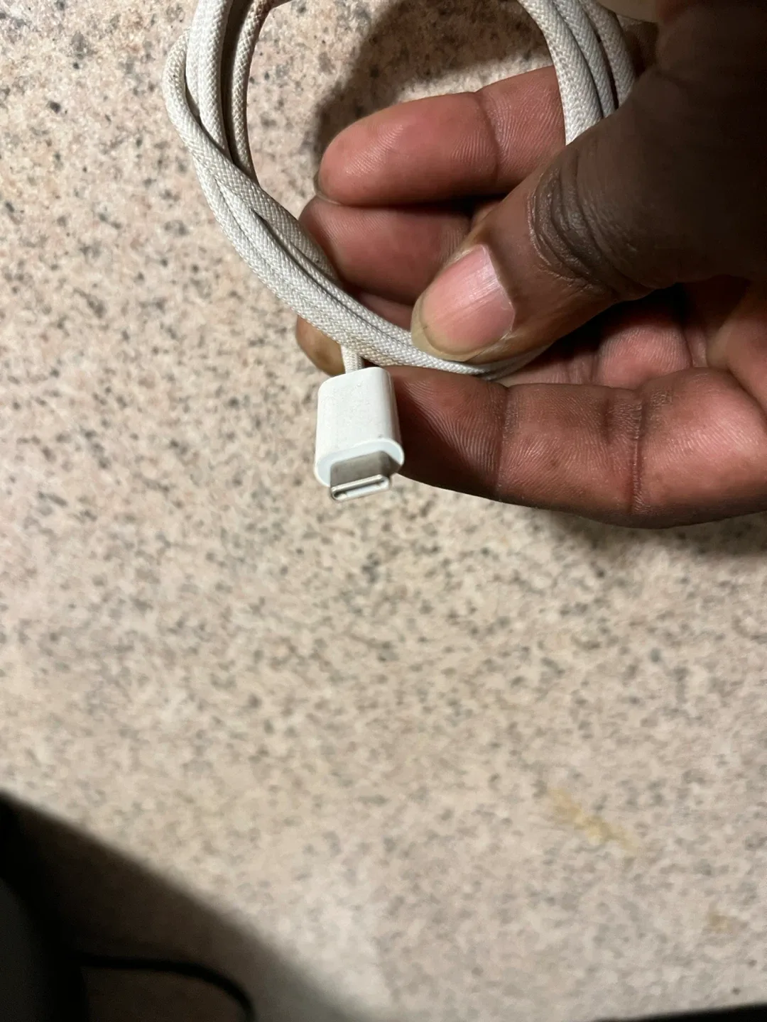 Apple Watch Charger - USB-C image indicator(2)