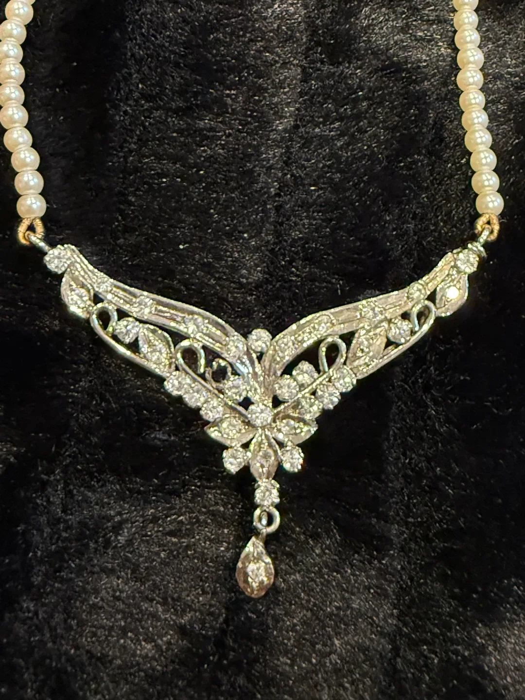 Pearl and Rhinestone Necklace pure silver image indicator(3)