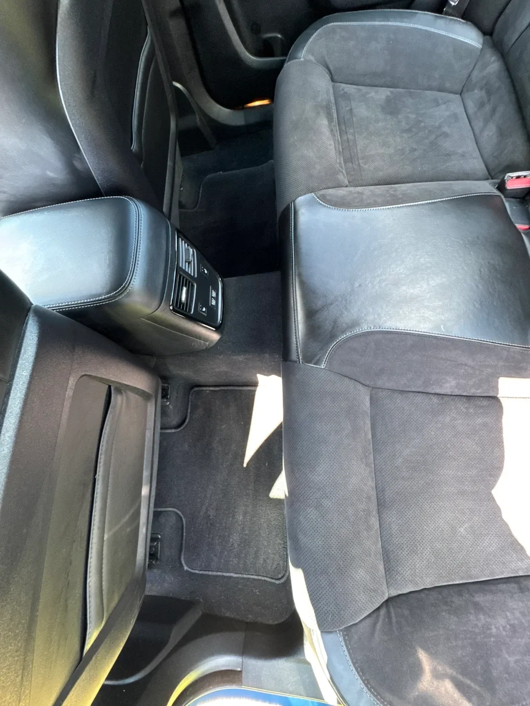 Interior ✅🧽( detailing) that comes to you image indicator(2)