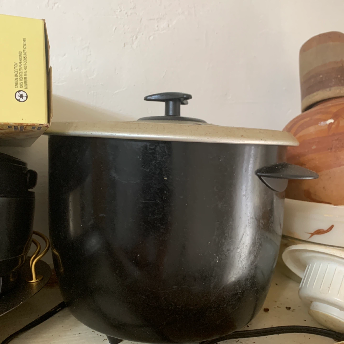 Black Slow Cooker