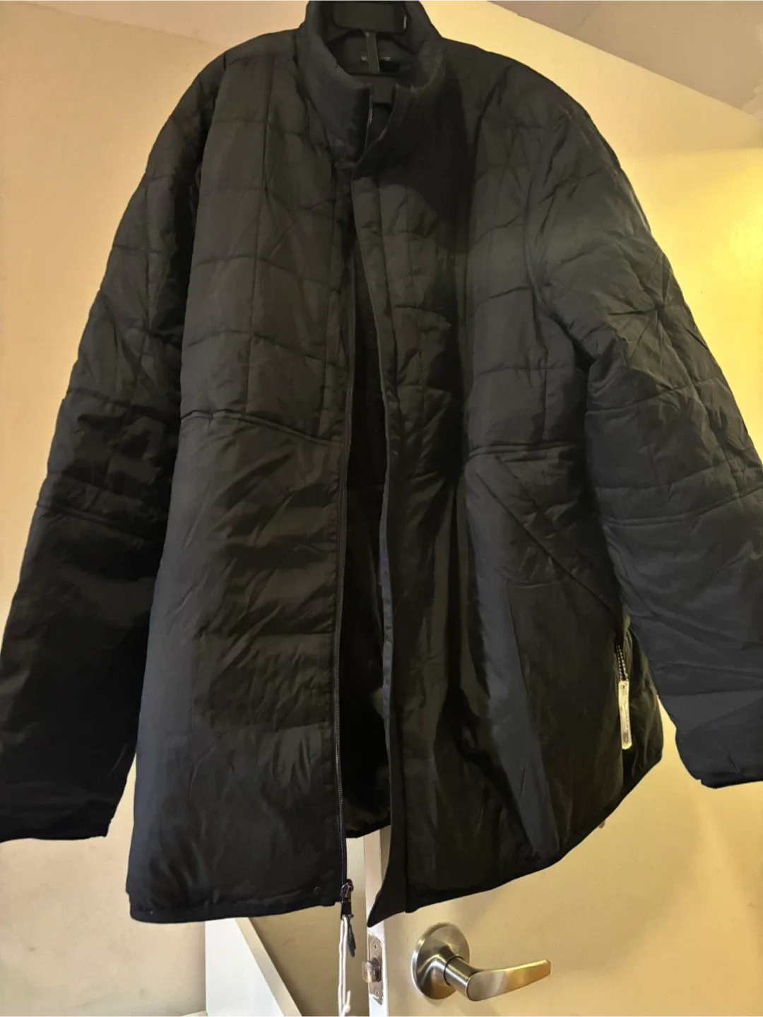 North End Sport Black Puffer Jacket image indicator(5)