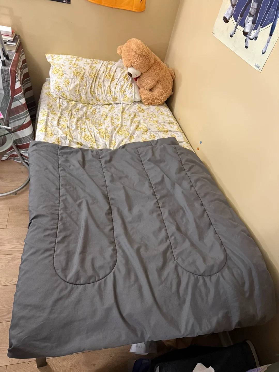 Queen Bed Set – Mattress + Premium Pillow + Sturdy Frame