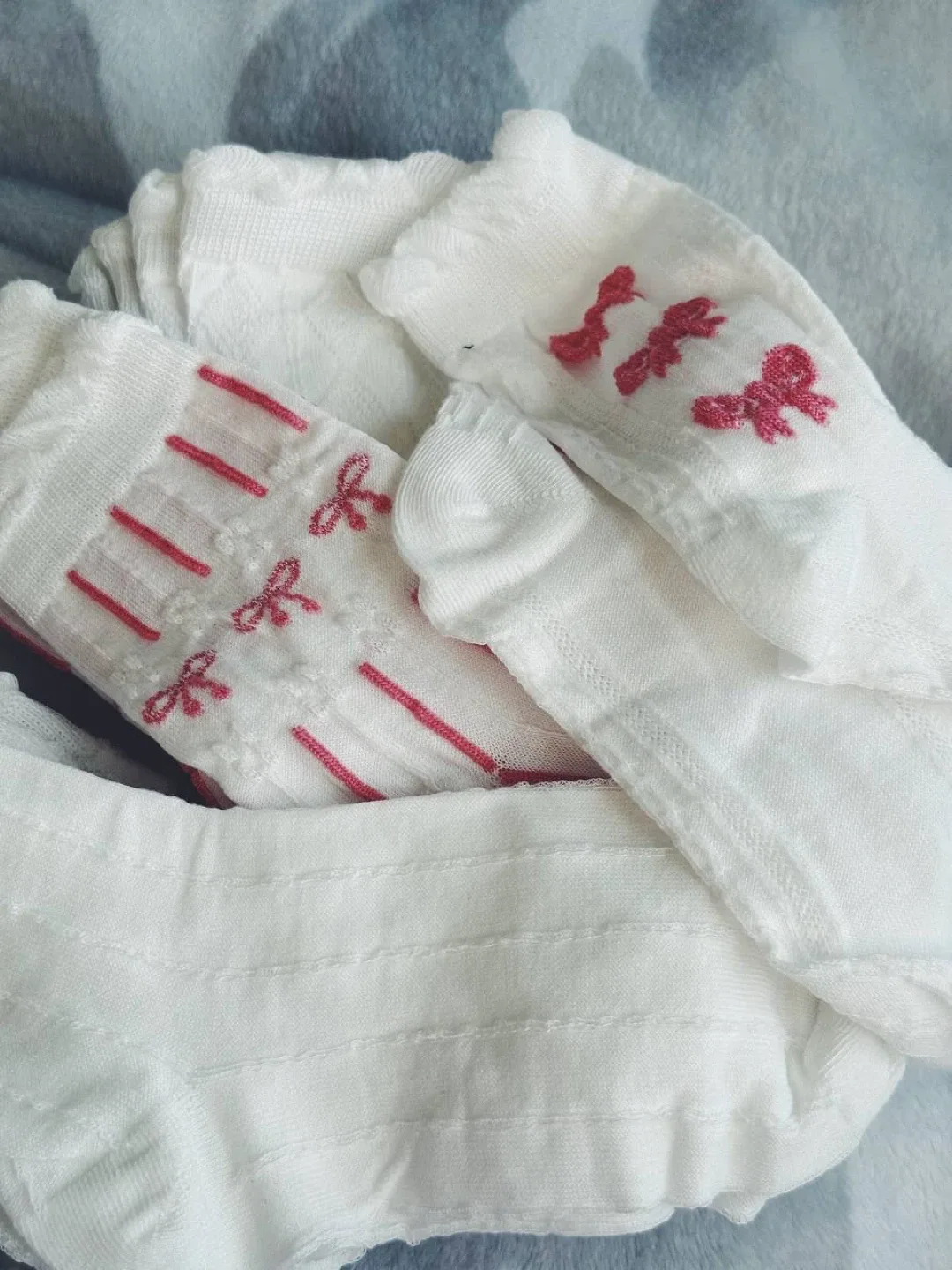 Cream Ruffled Bow Socks (Set of 9) image indicator(9)