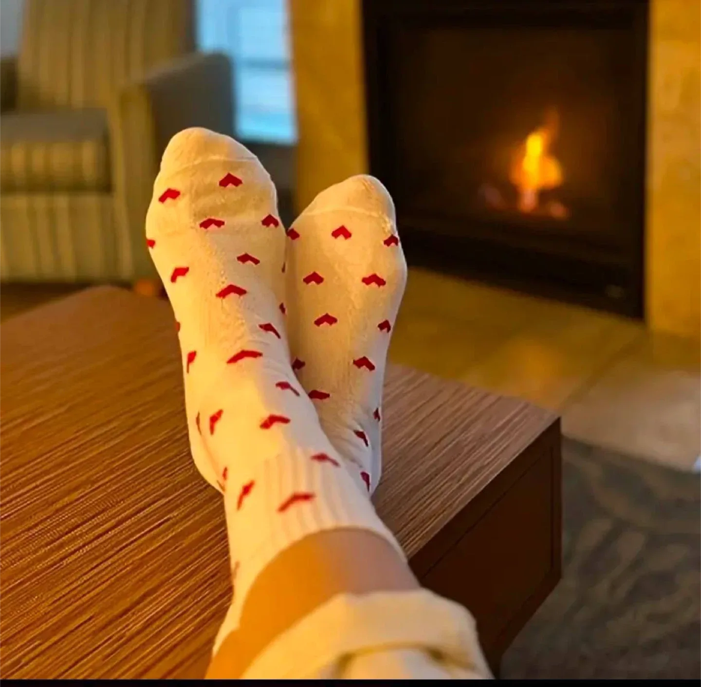 White Heart Socks one size image indicator(6)