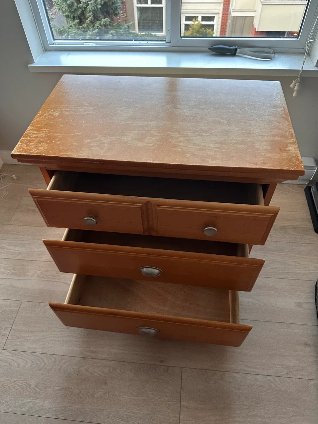 Wooden 3- Drawer Dresser image indicator(2)