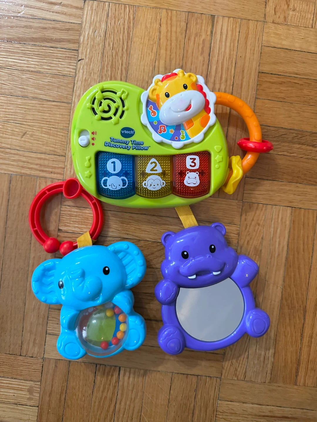 VTech Tummy Time Discovery Pillow - photo 3