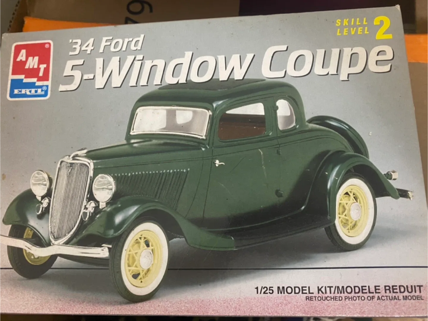'34 Ford 5-Window Coupe 1/25 Model Kit