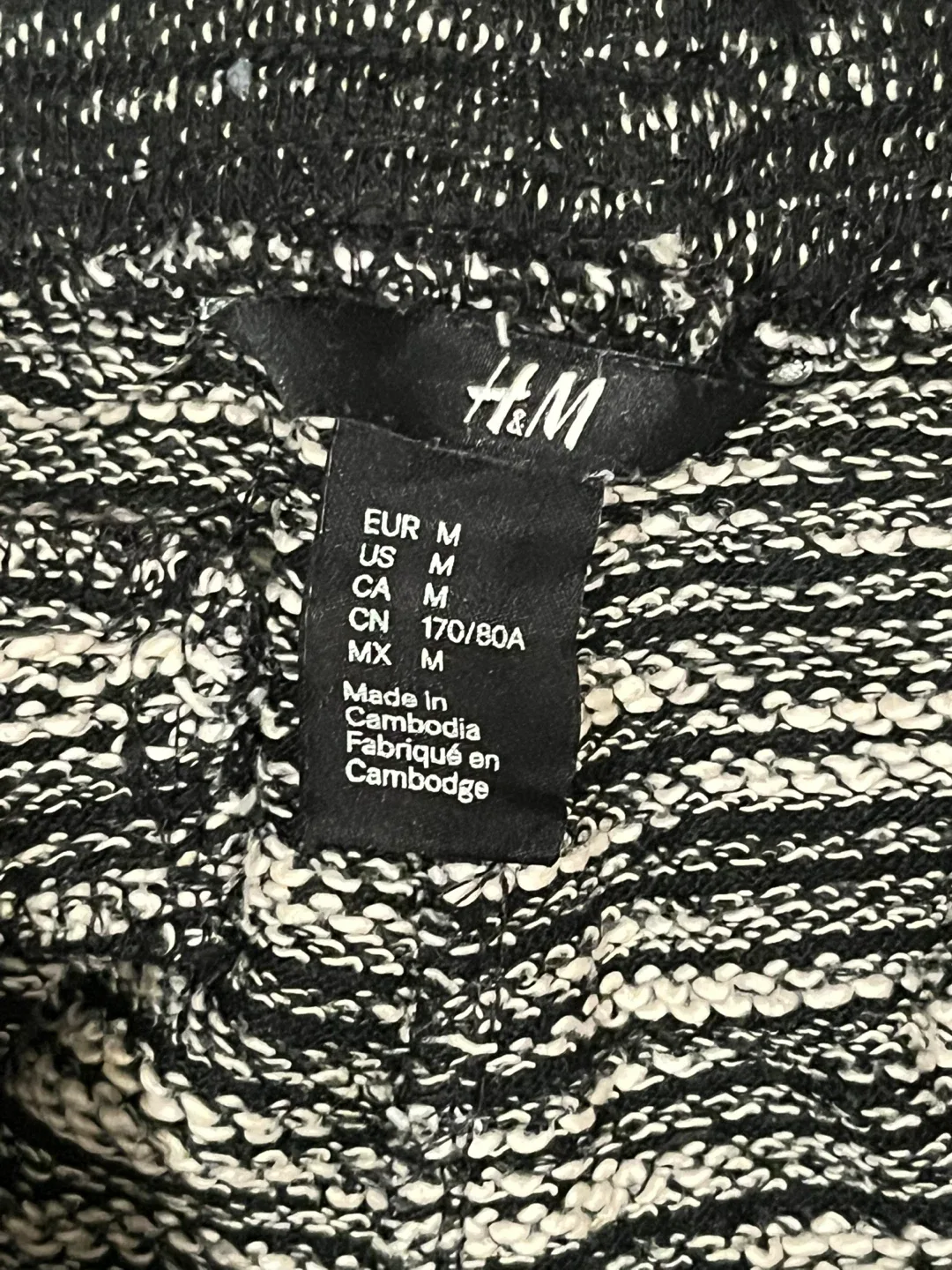 H&M Black & White Knit Pants - Size M image indicator(3)