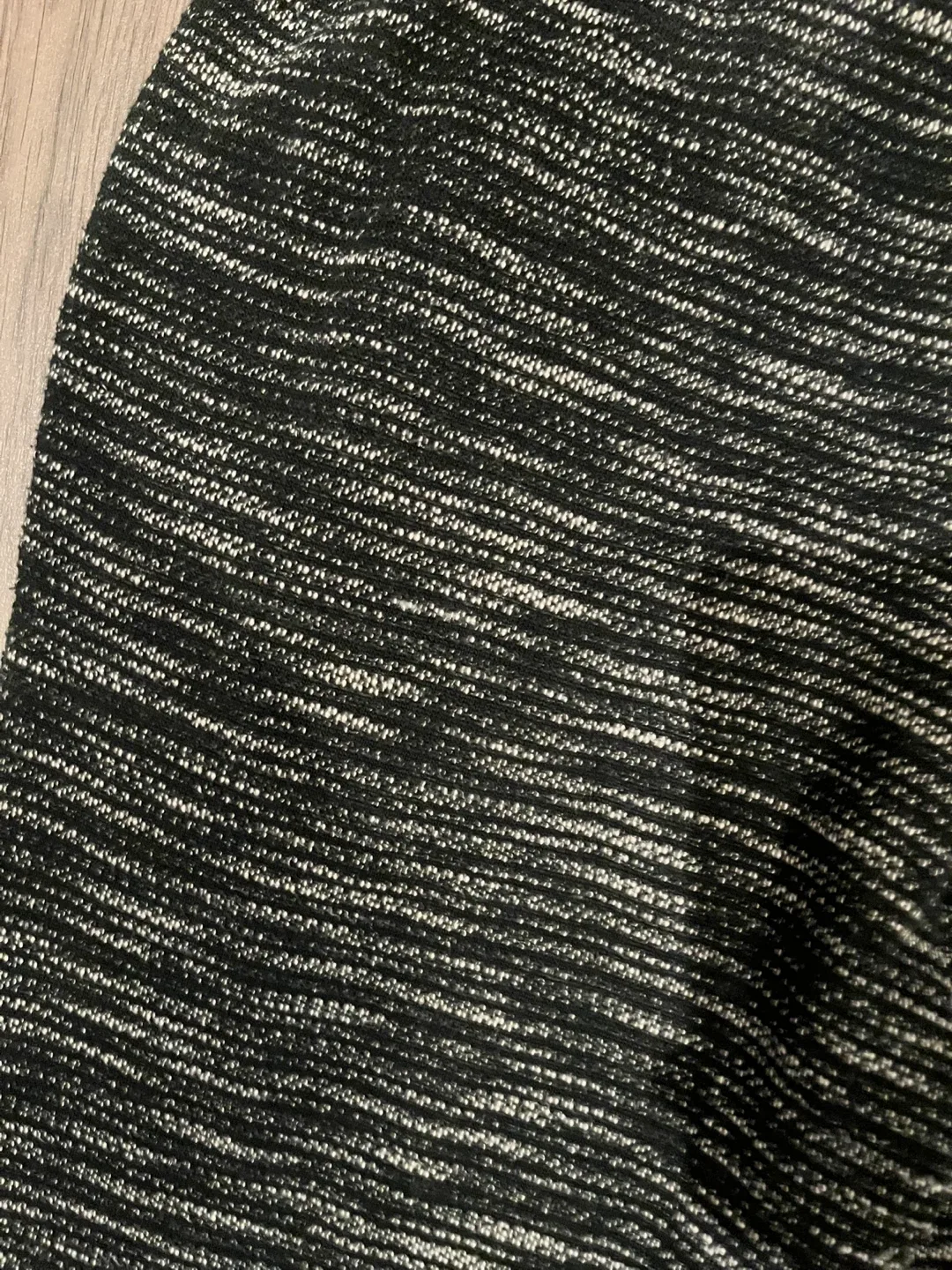 H&M Black & White Knit Pants - Size M image indicator(4)