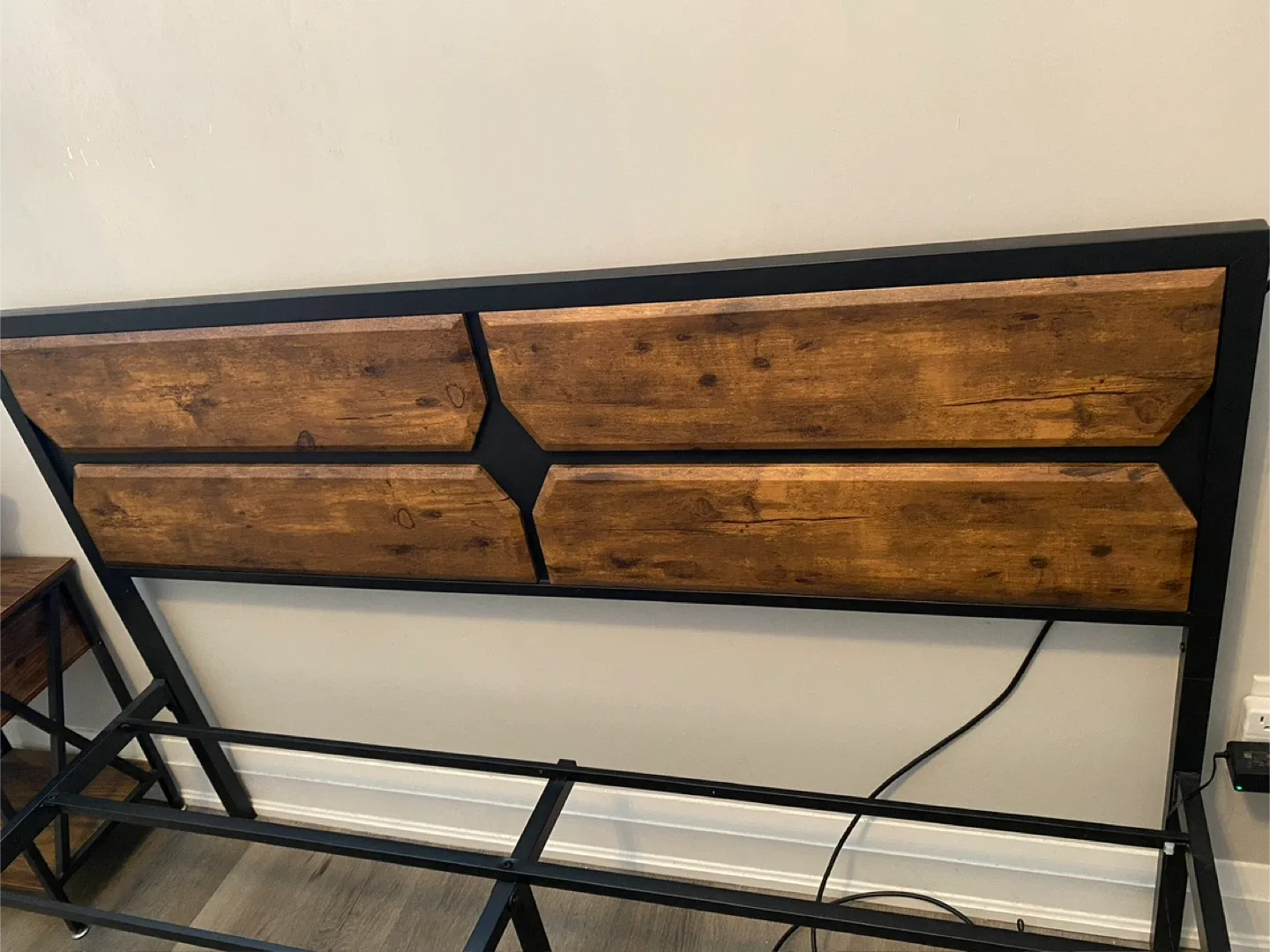 Queen size bed Frame set image indicator(3)