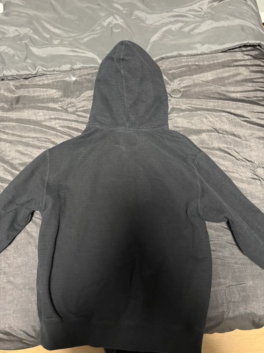 OVO x Looney Tunes Black Hoodie - Size XL image indicator(2)