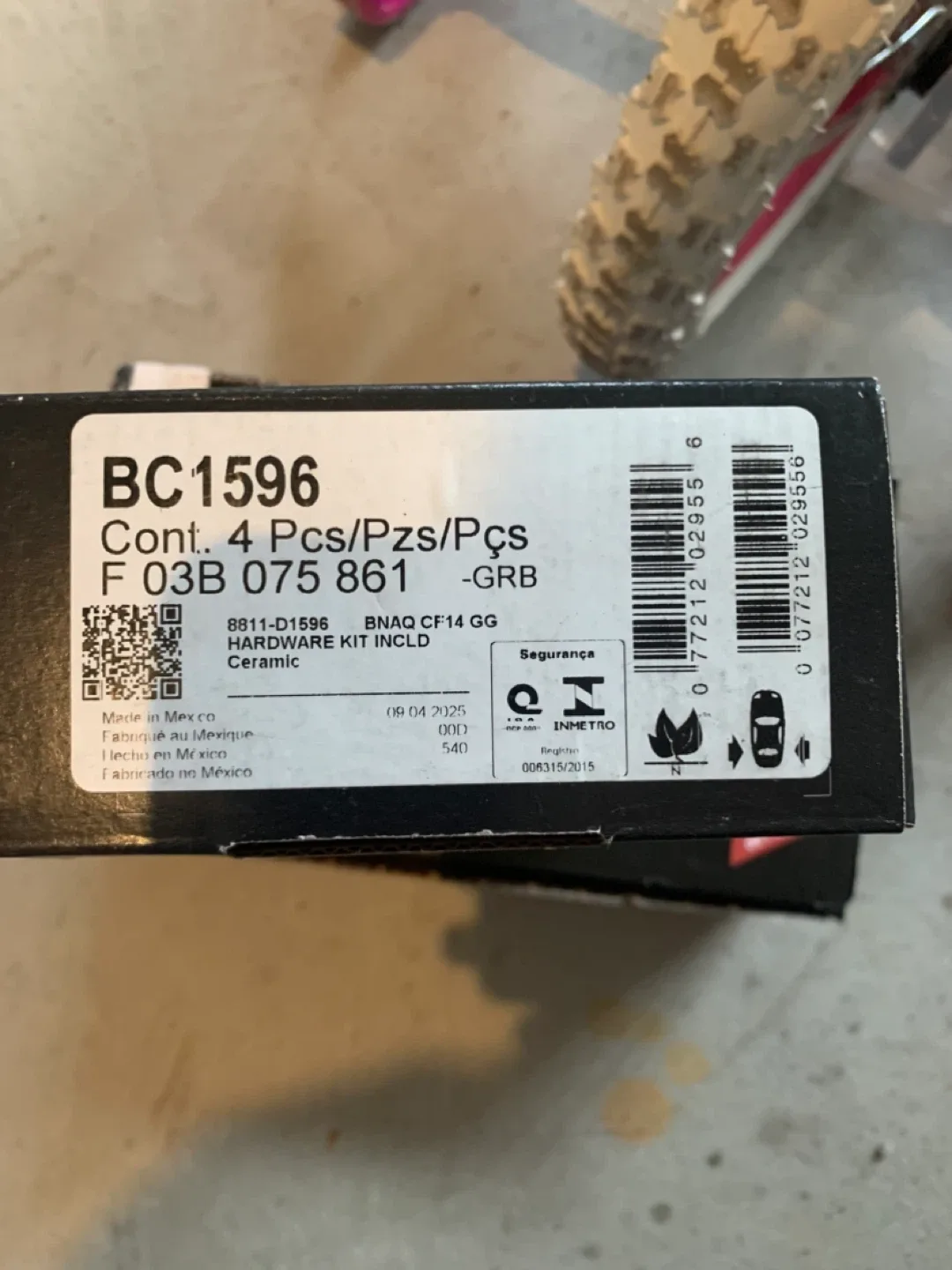 NIB Bosch QuietCast Premium Disc Brake Kit - Front and Rear image indicator(6)