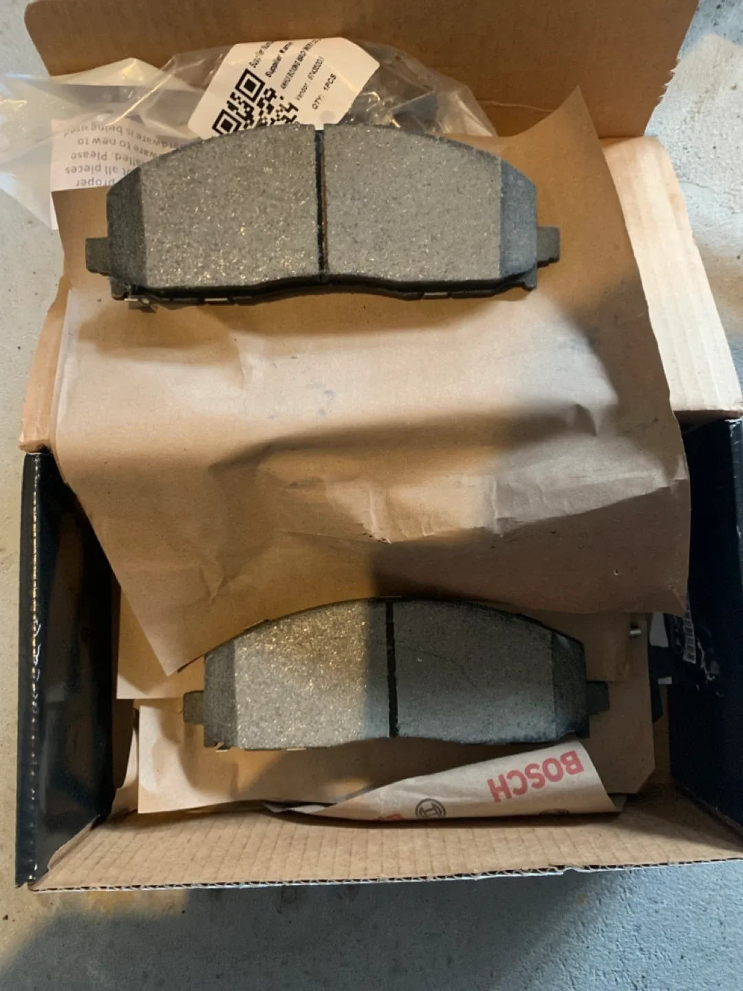 NIB Bosch QuietCast Premium Disc Brake Kit - Front and Rear image indicator(2)