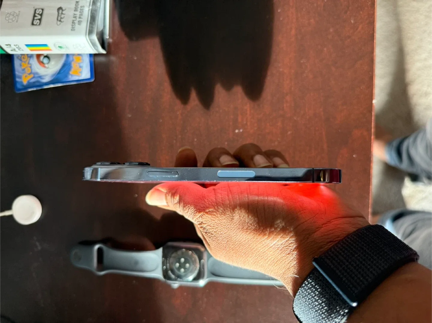 Apple Watch & iPhone 13 Pro image indicator(8)
