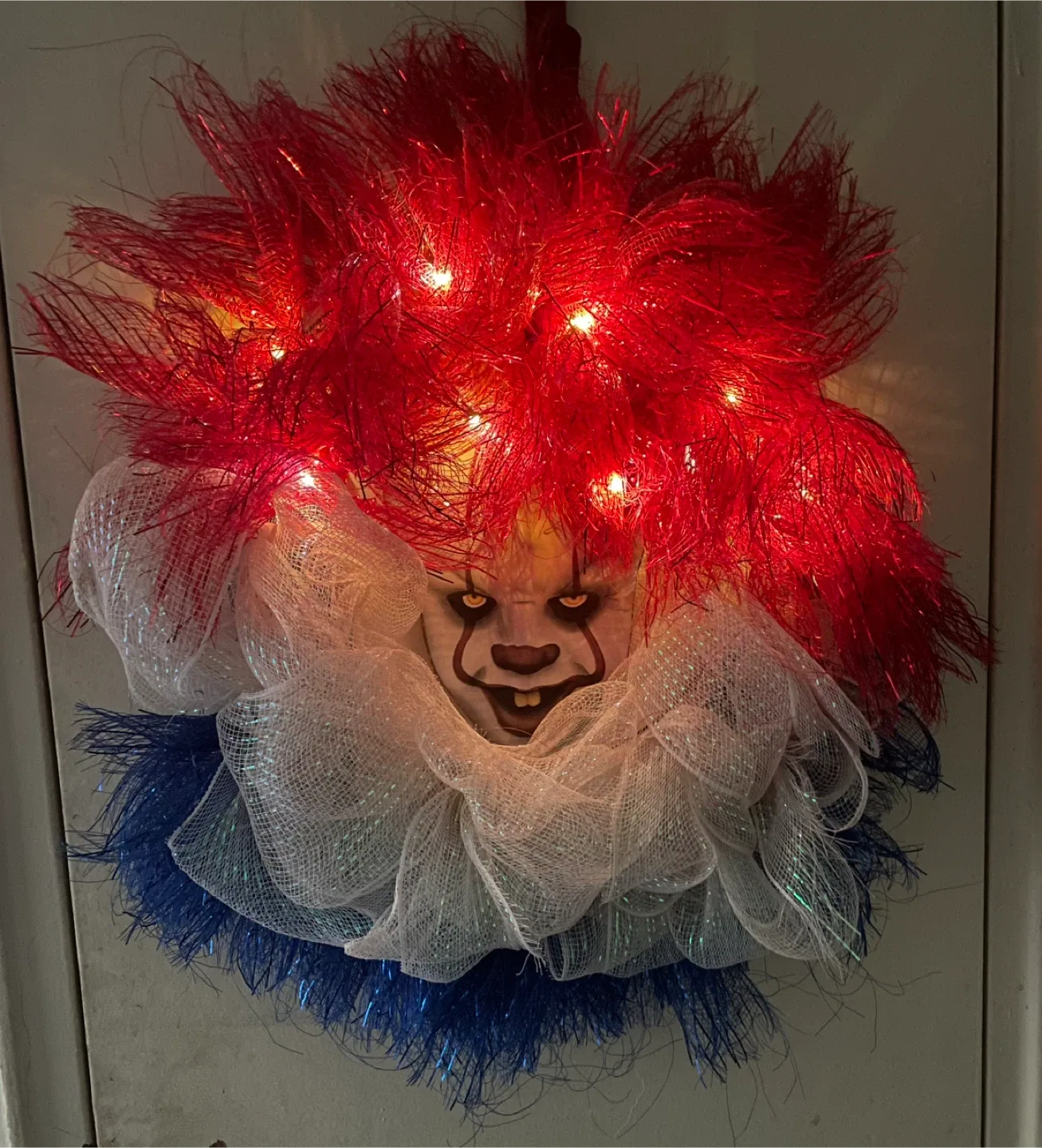 Pennywise Halloween Wreath image indicator(2)