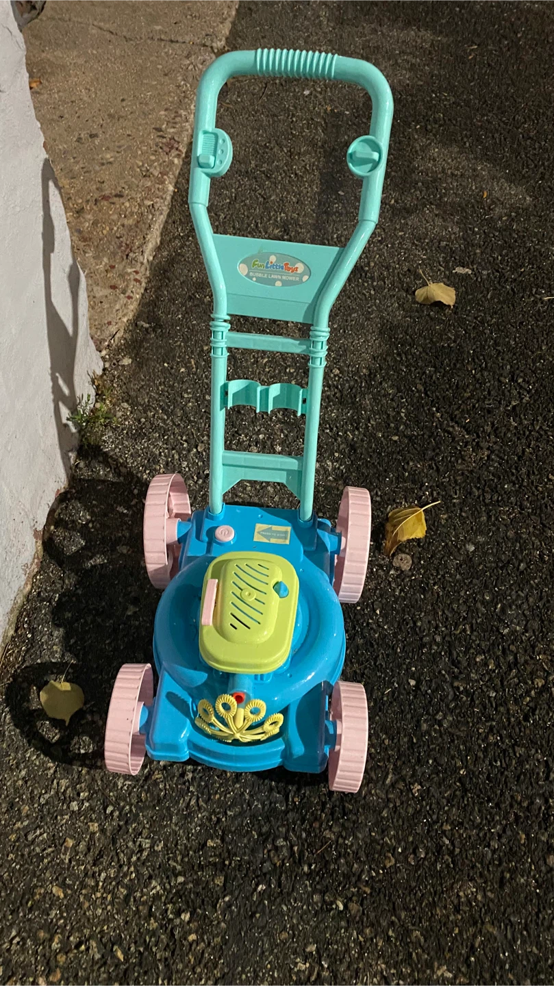 Bubble Lawn Mower - Kids Pretend Play