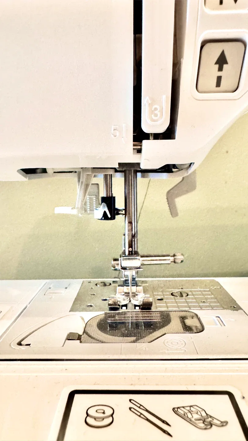 Brother SQ9130 Computerized Sewing Machine image indicator(4)