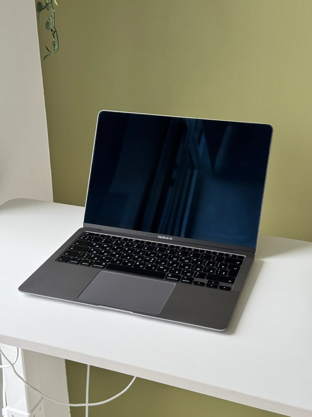 MacBook Air 13” (2020, Intel, 250 GB)
