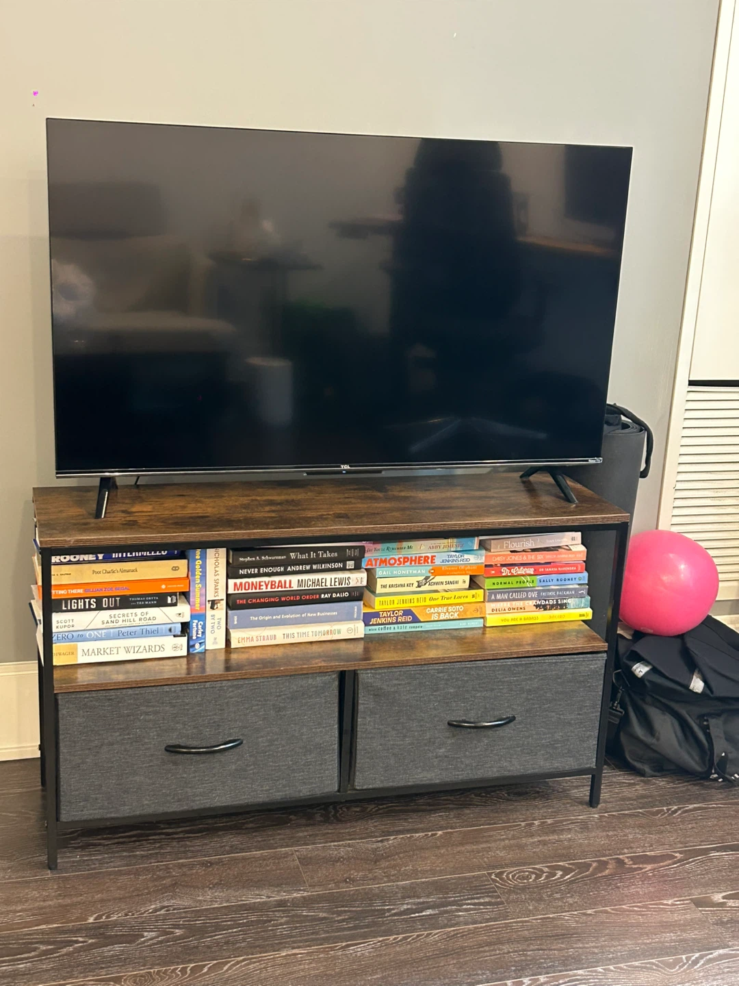 URGENT Pick up by 15/12 - TV Stand with Drawers - photo 4