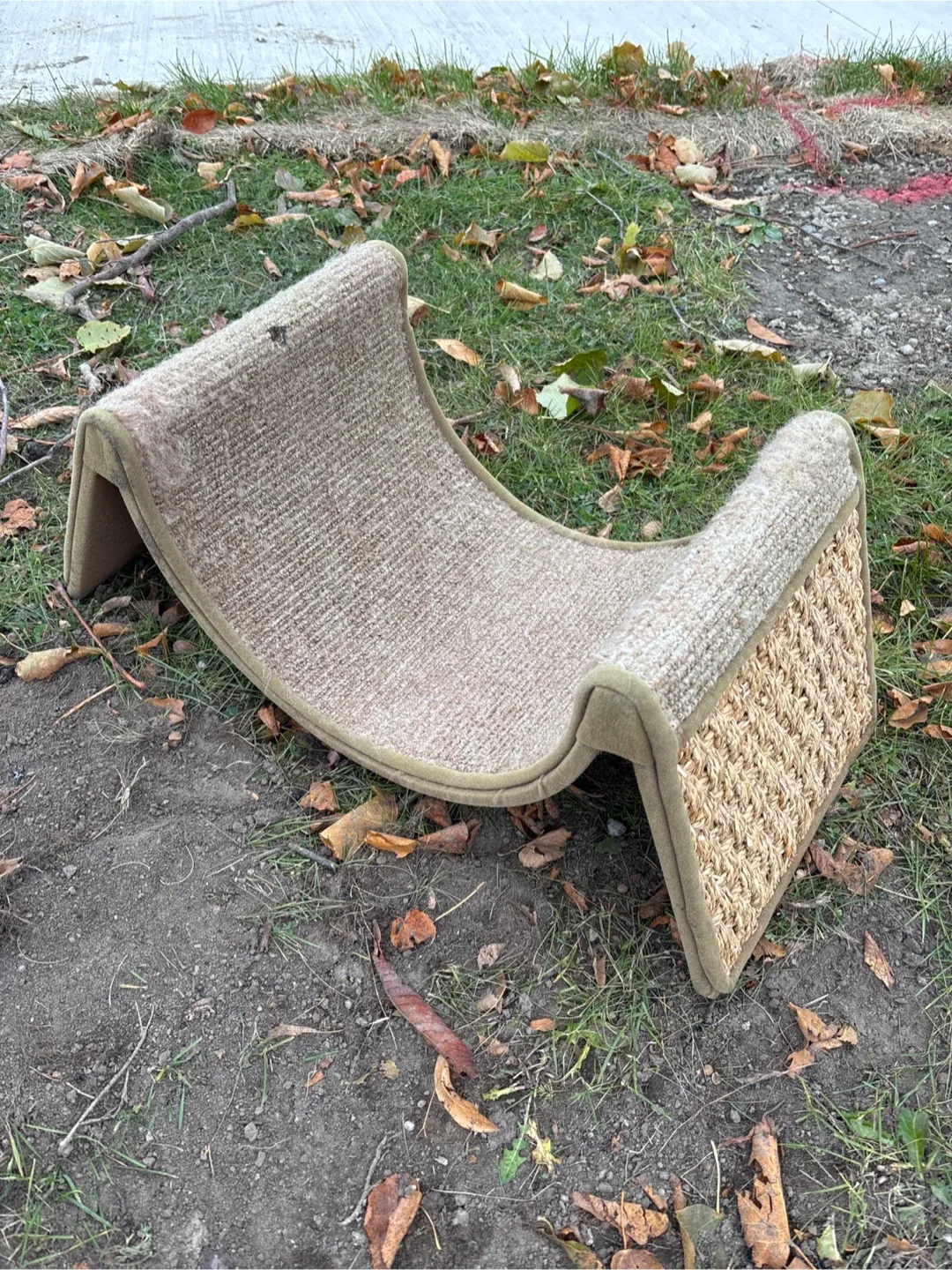 Cat Scratch Lounge Bed image indicator(3)