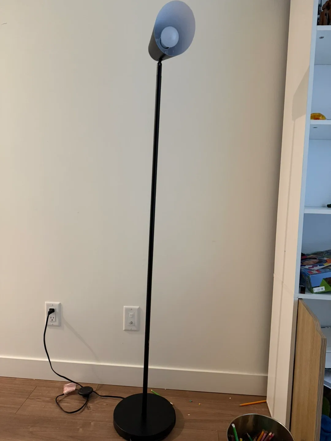 Black Floor Lamp image indicator(3)