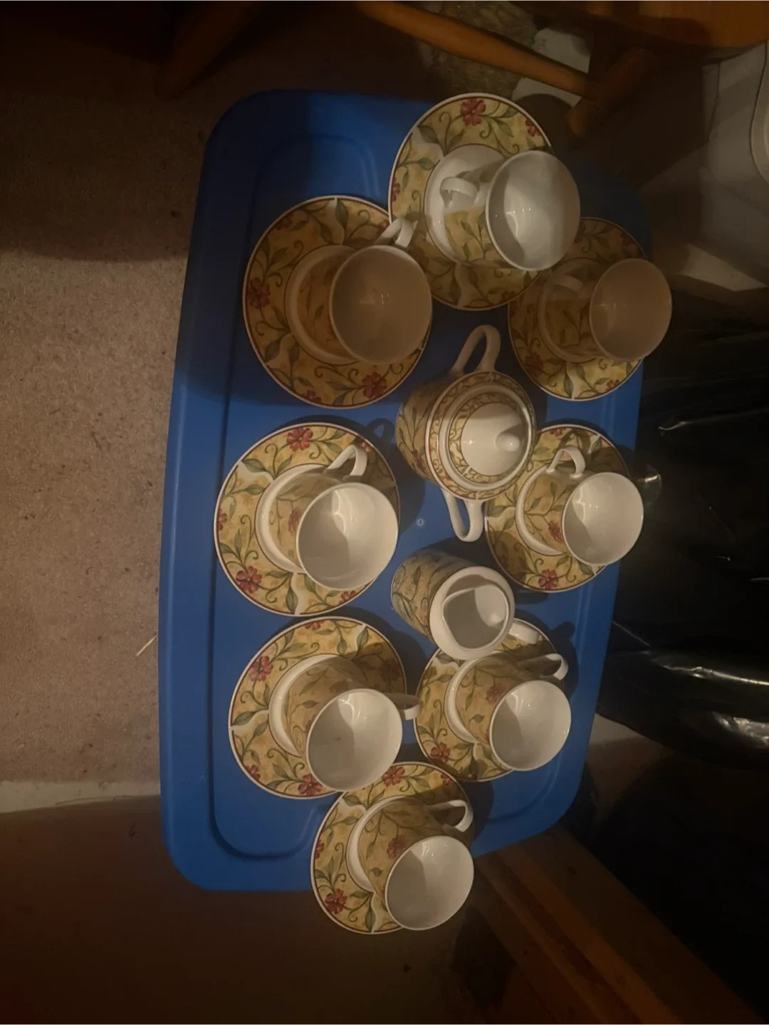 Vintage Floral Tea Set - 10 Cups & Saucers image indicator(2)