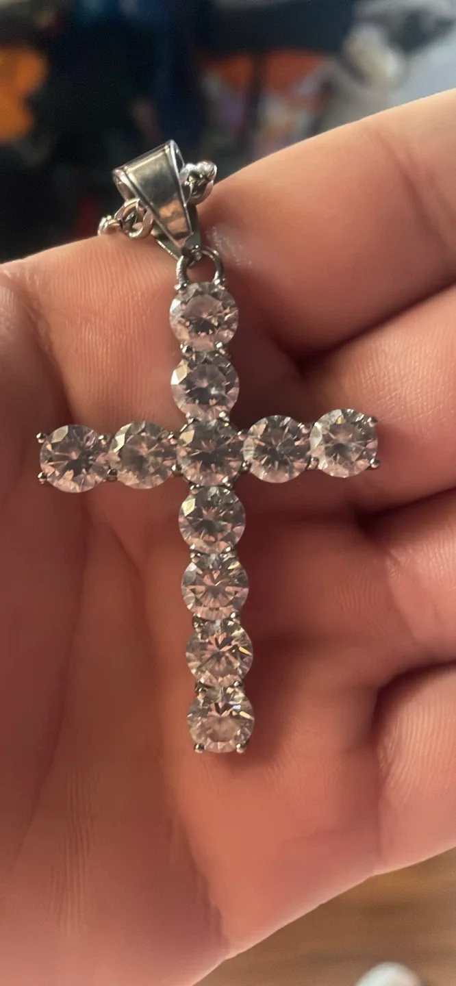 Cross Pendant Moissanite Necklace