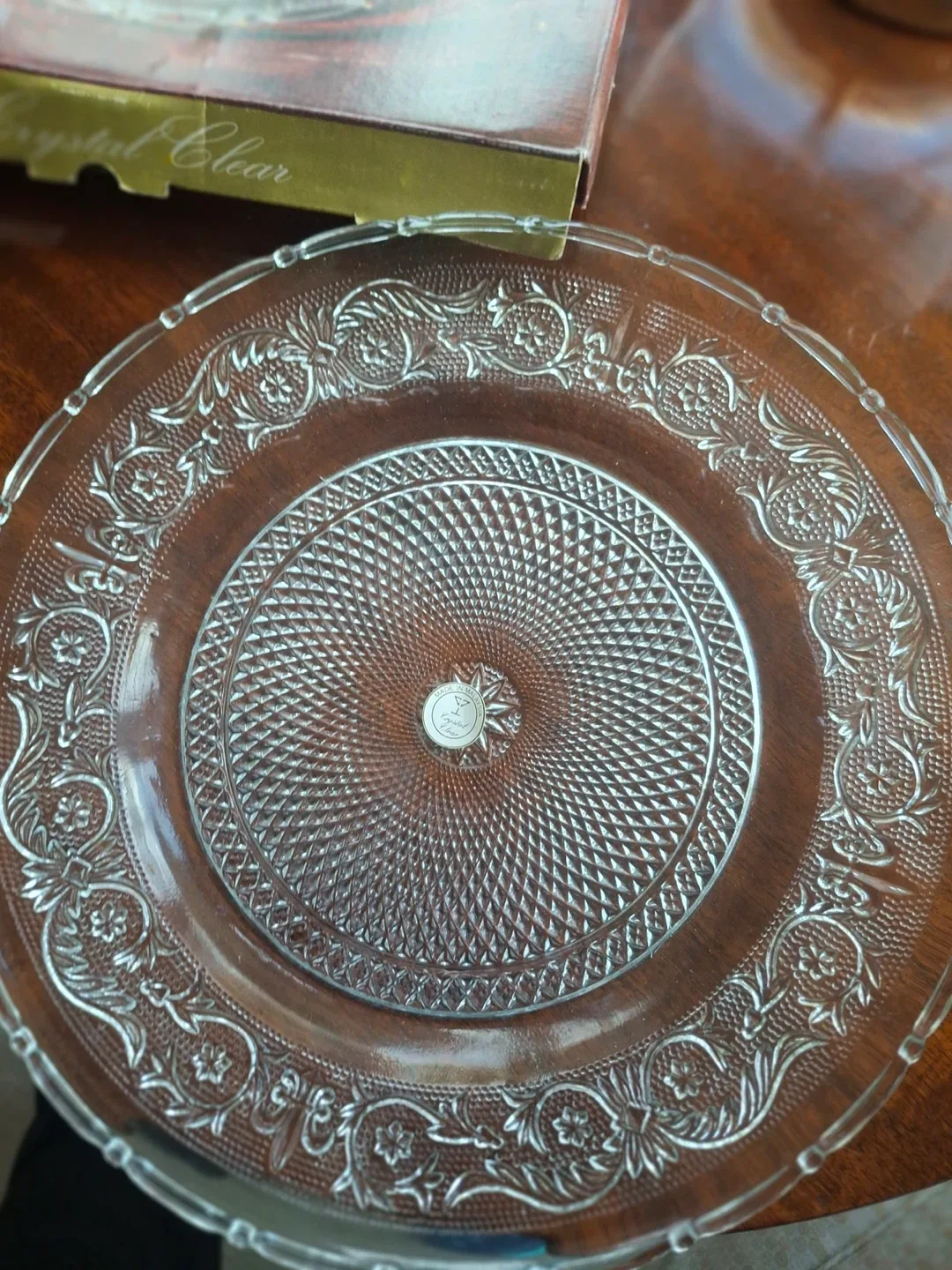 Crystal Clear “Trellis” 12" Platter image indicator(2)