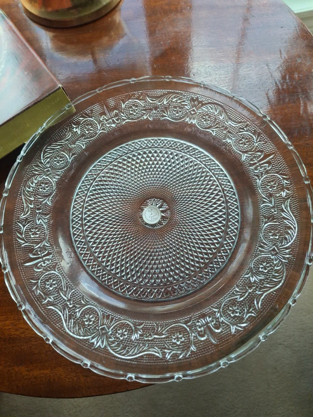 Crystal Clear “Trellis” 12" Platter