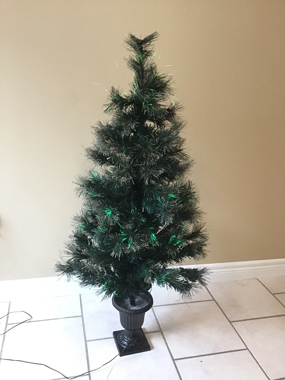 NOMA 4' Colour-Changing Fibre Optic Tree image indicator(5)