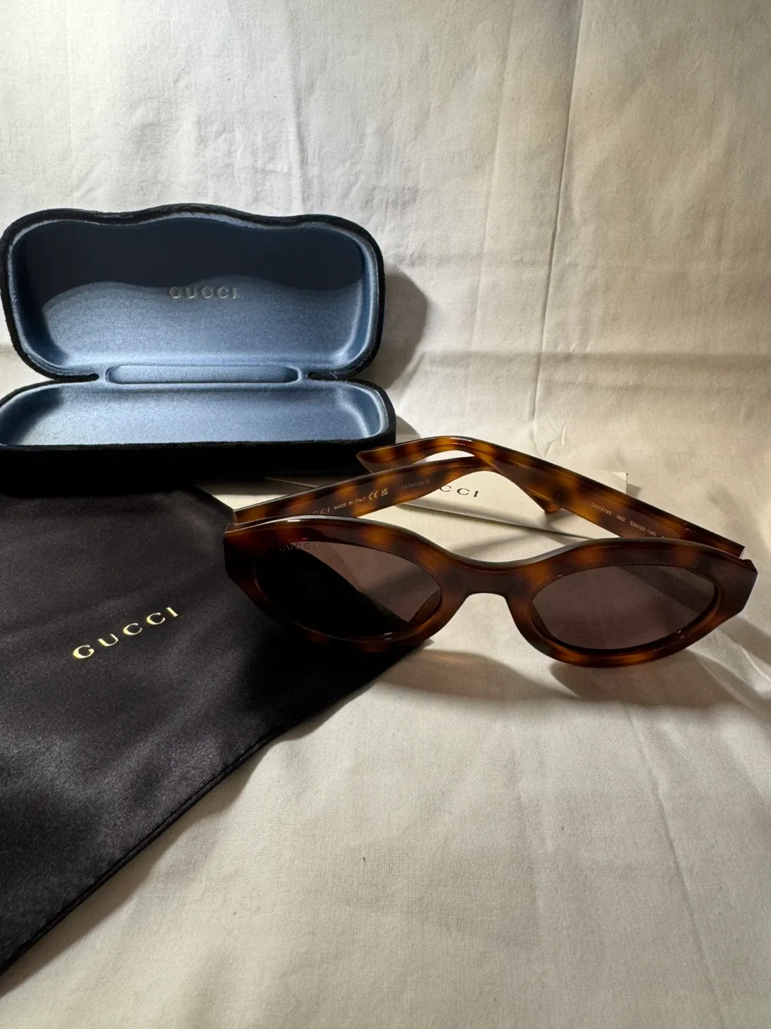 Gucci Sunglasses image indicator(3)