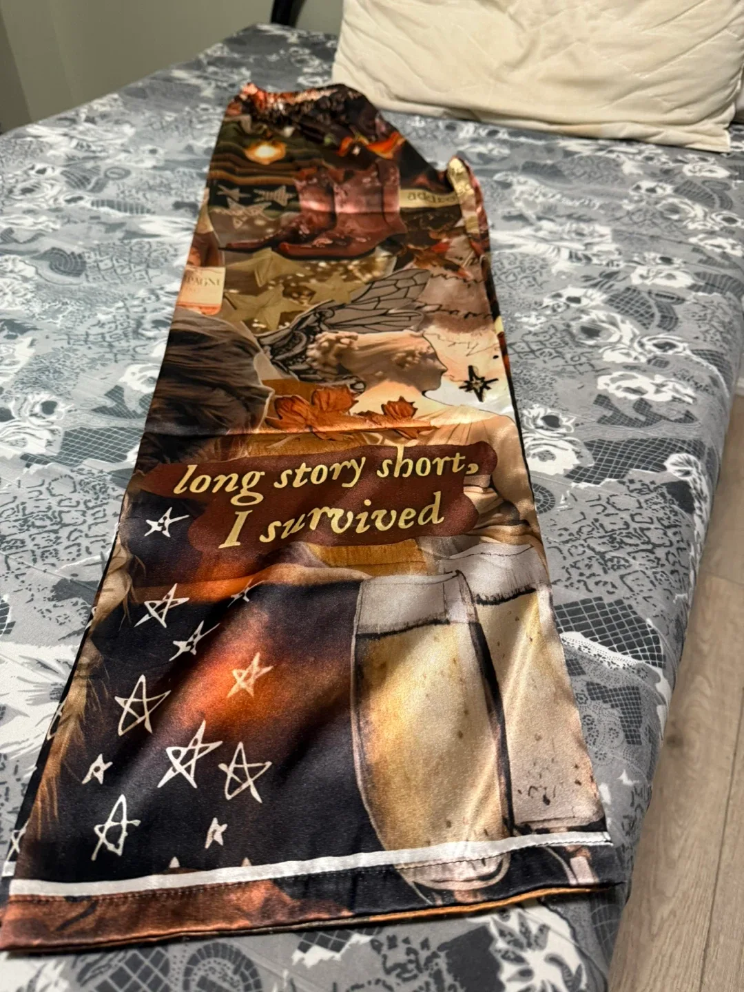 Custom Eras-Inspired Unisex Pyjamas image indicator(3)