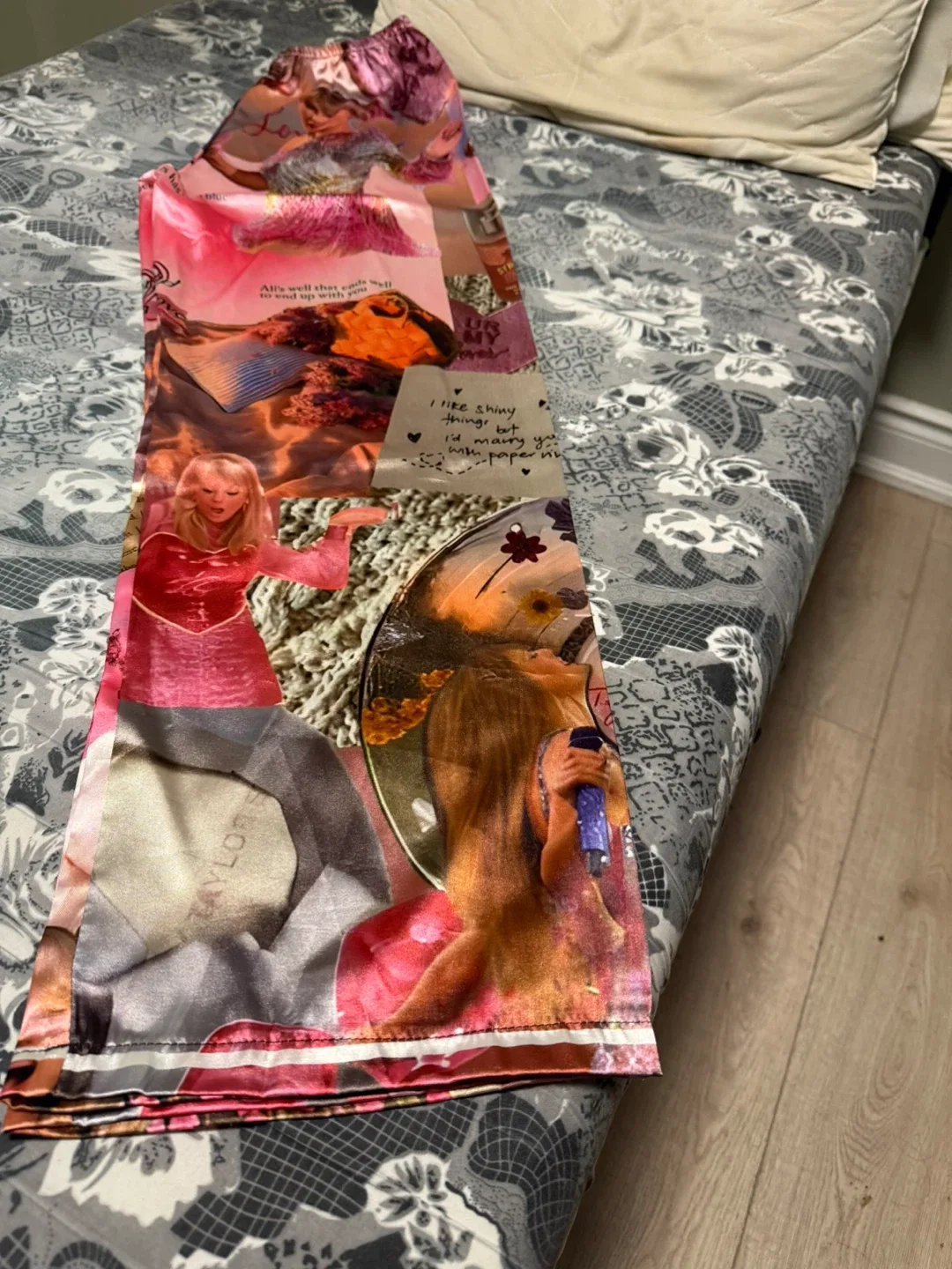 Custom Eras-Inspired Unisex Pyjamas image indicator(4)