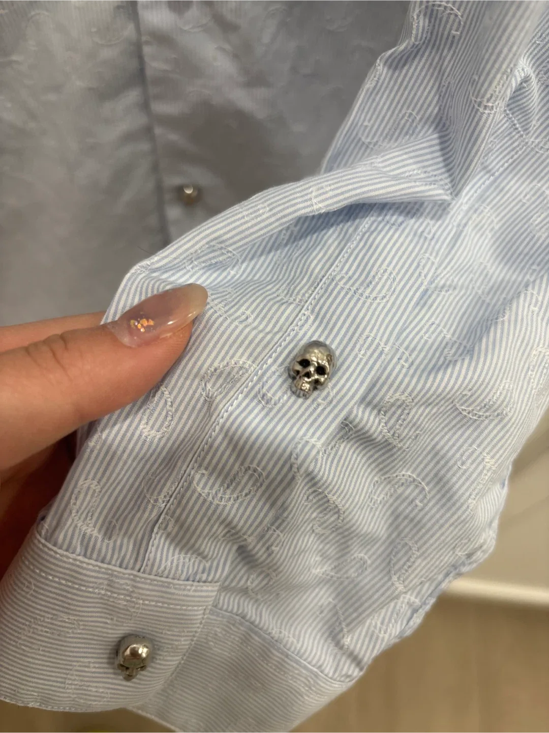 The Kooples Light Blue Skull Button Shirt size M image indicator(2)