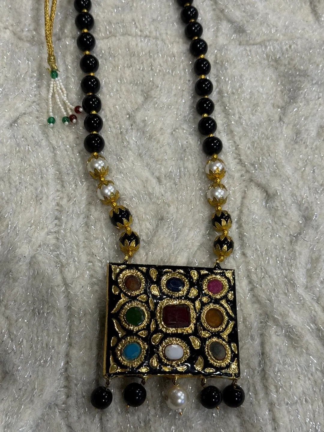 Beaded Necklace with Gemstone Pendant image indicator(4)