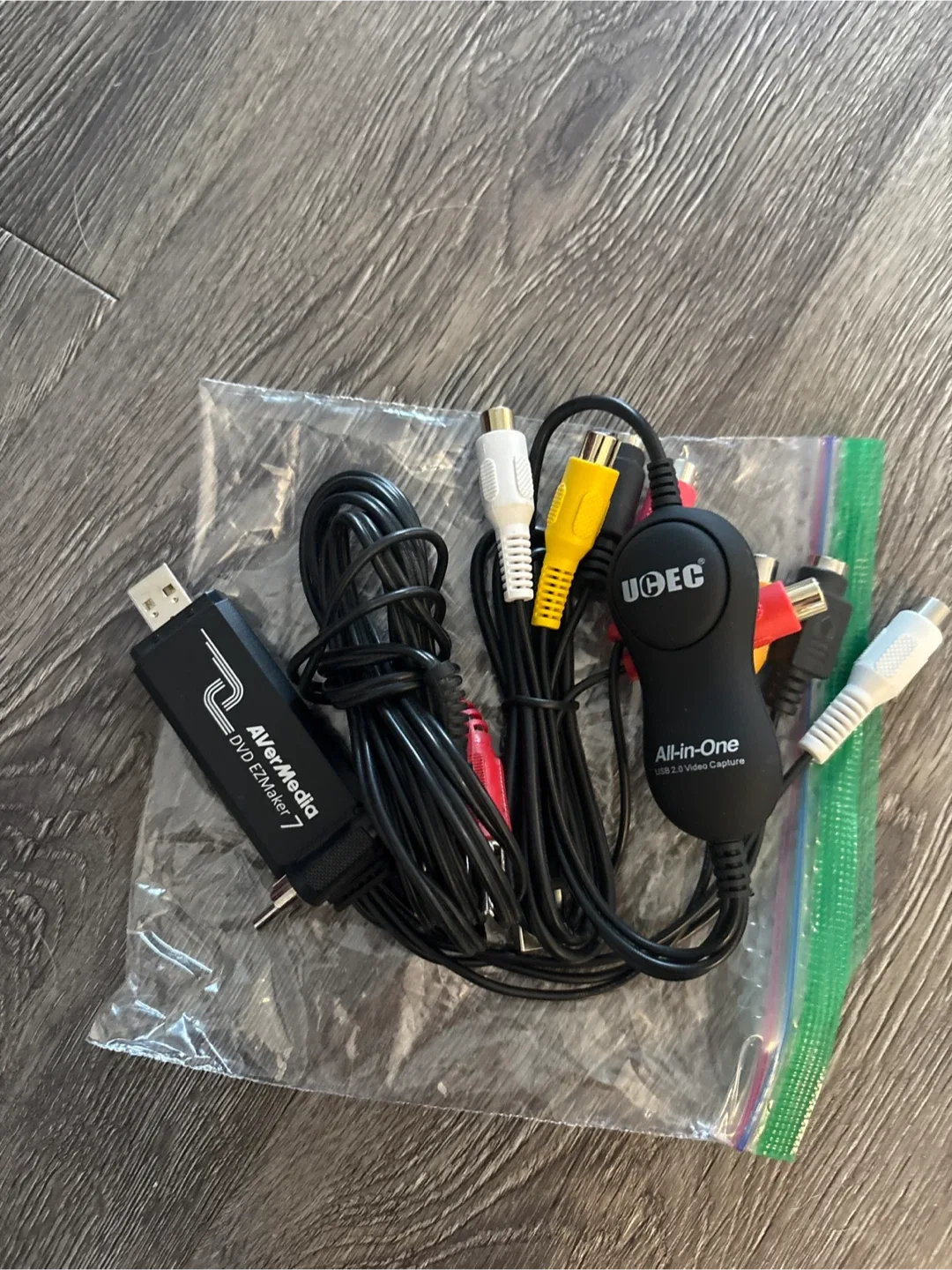 AverMedia DVD EZMaker 7 & UOEC All-in-One USB 2.0 Video Capture