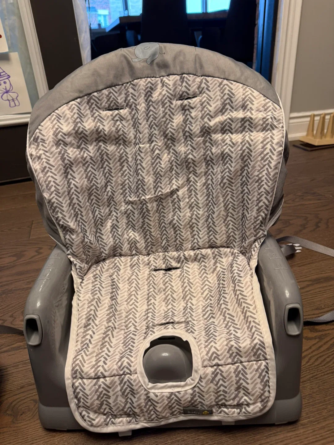 Safety 1st Easy Clean Booster Seat