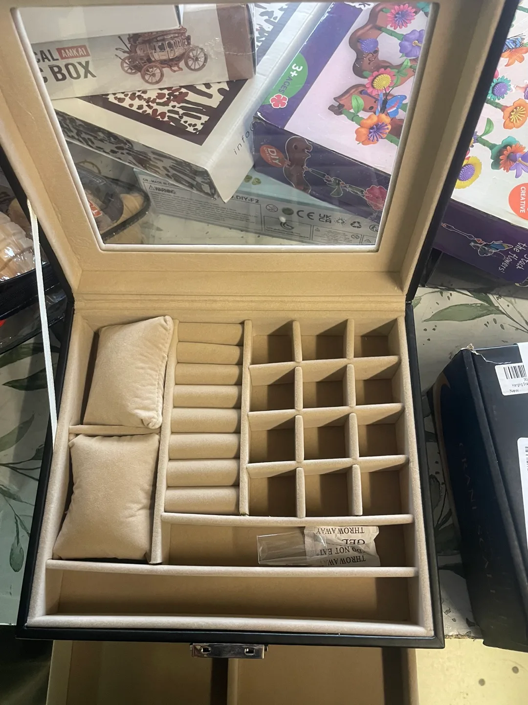 Black Jewelry Box with 3 Drawers image indicator(3)