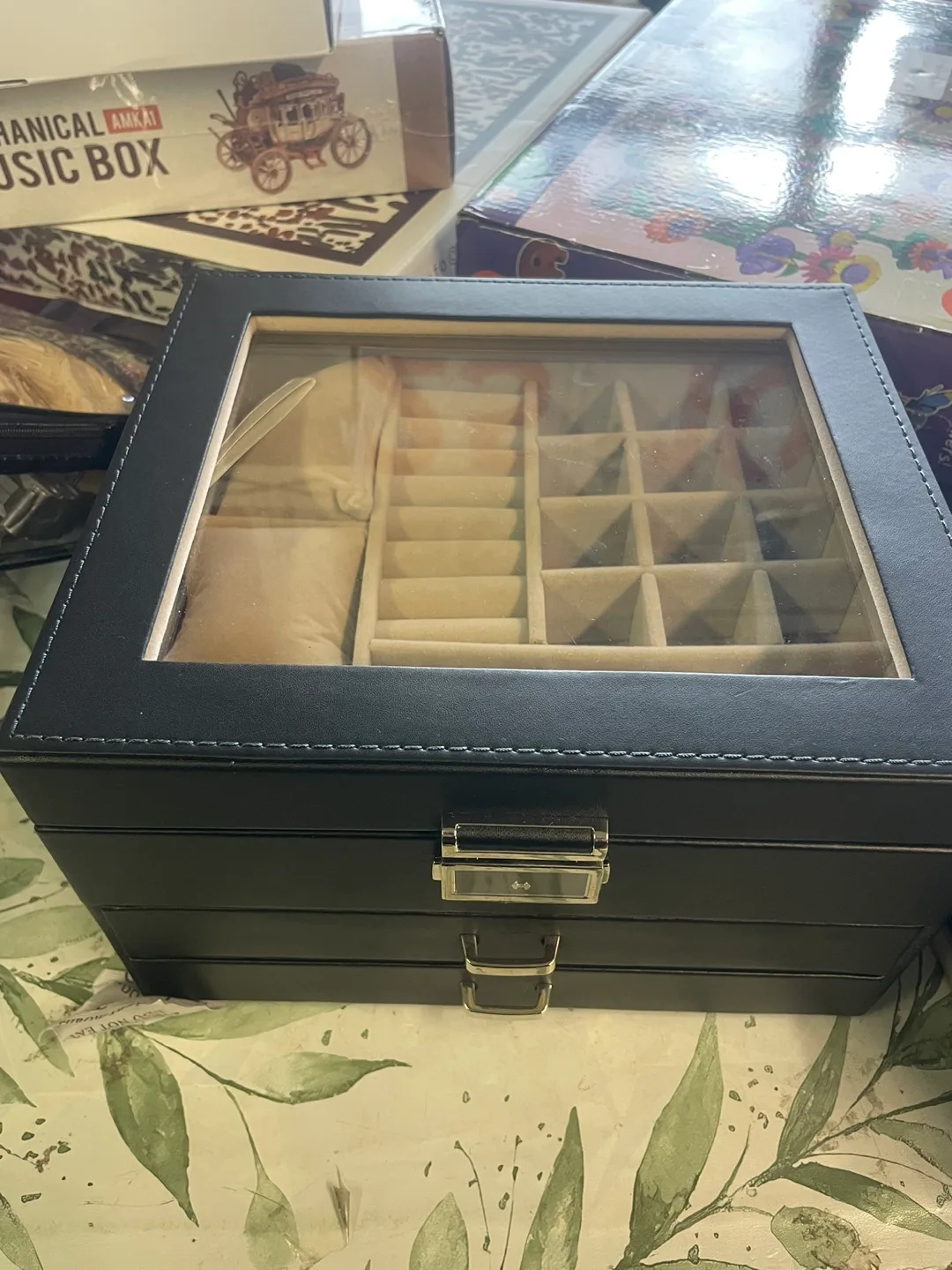 Black Jewelry Box with 3 Drawers image indicator(2)