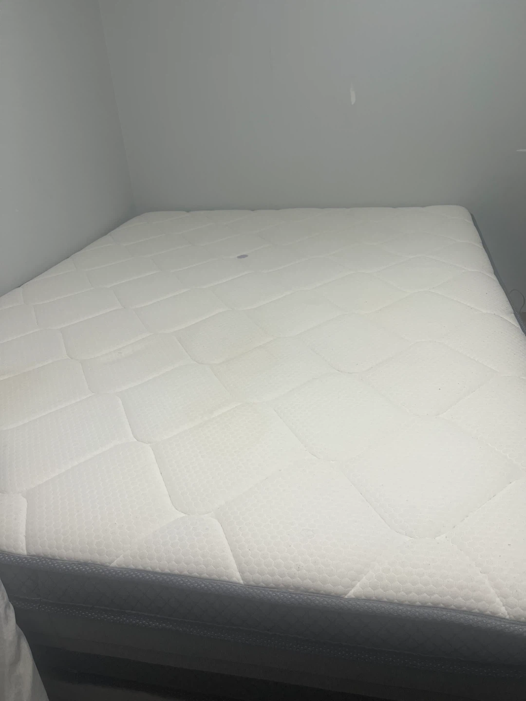 Queen Mattress, Mobily 10 Inch