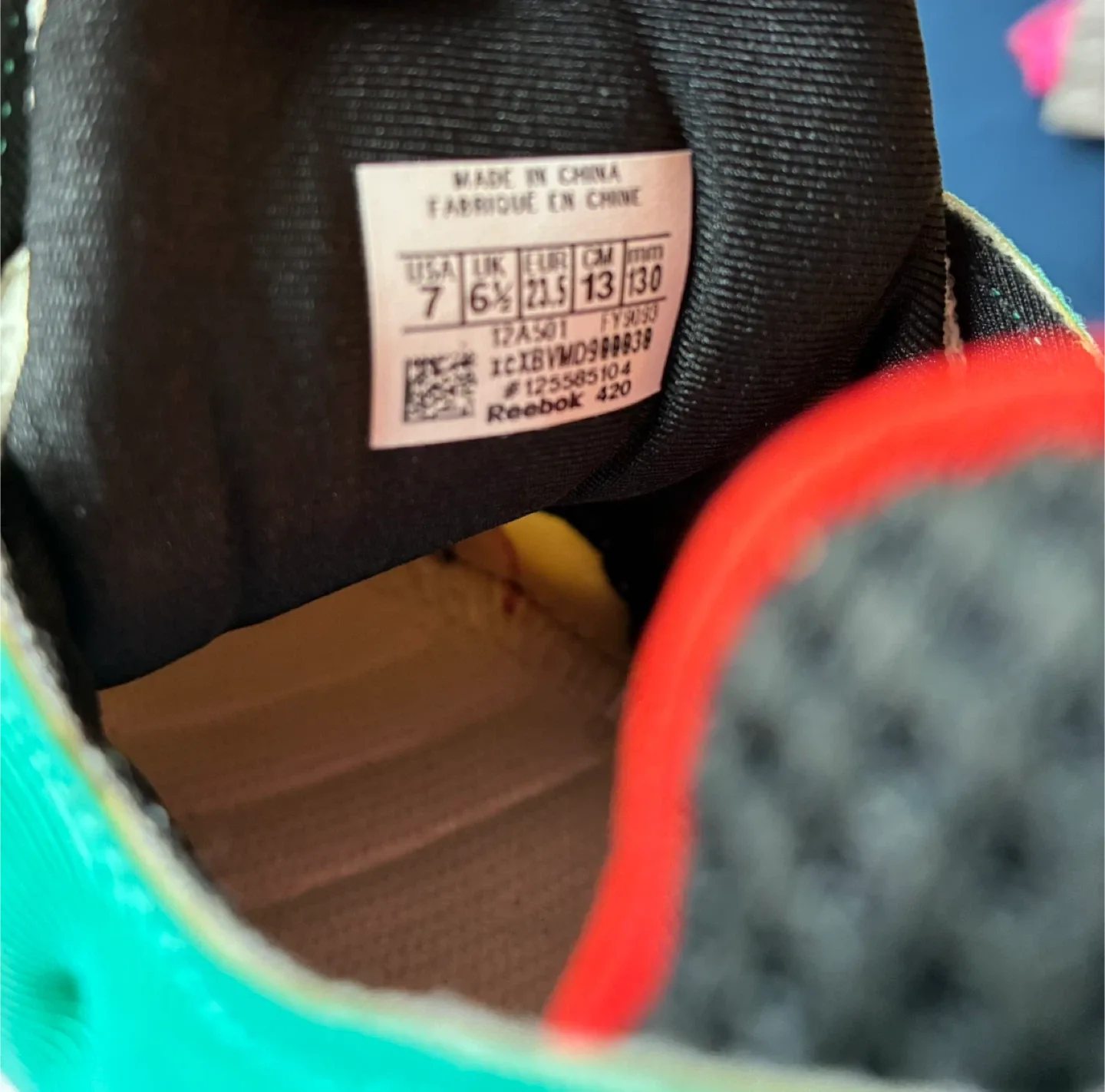 Reebok Illumination Minions X Versa Pump Fury Toddler Vicious 6 image indicator(2)