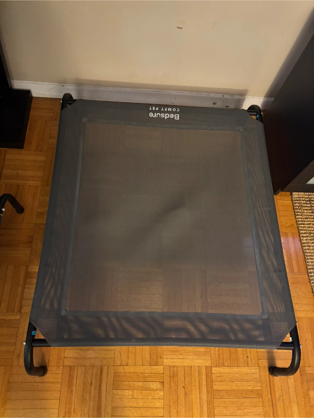 Bedsure Comfy Pet Elevated Dog Bed - size medium - photo 5