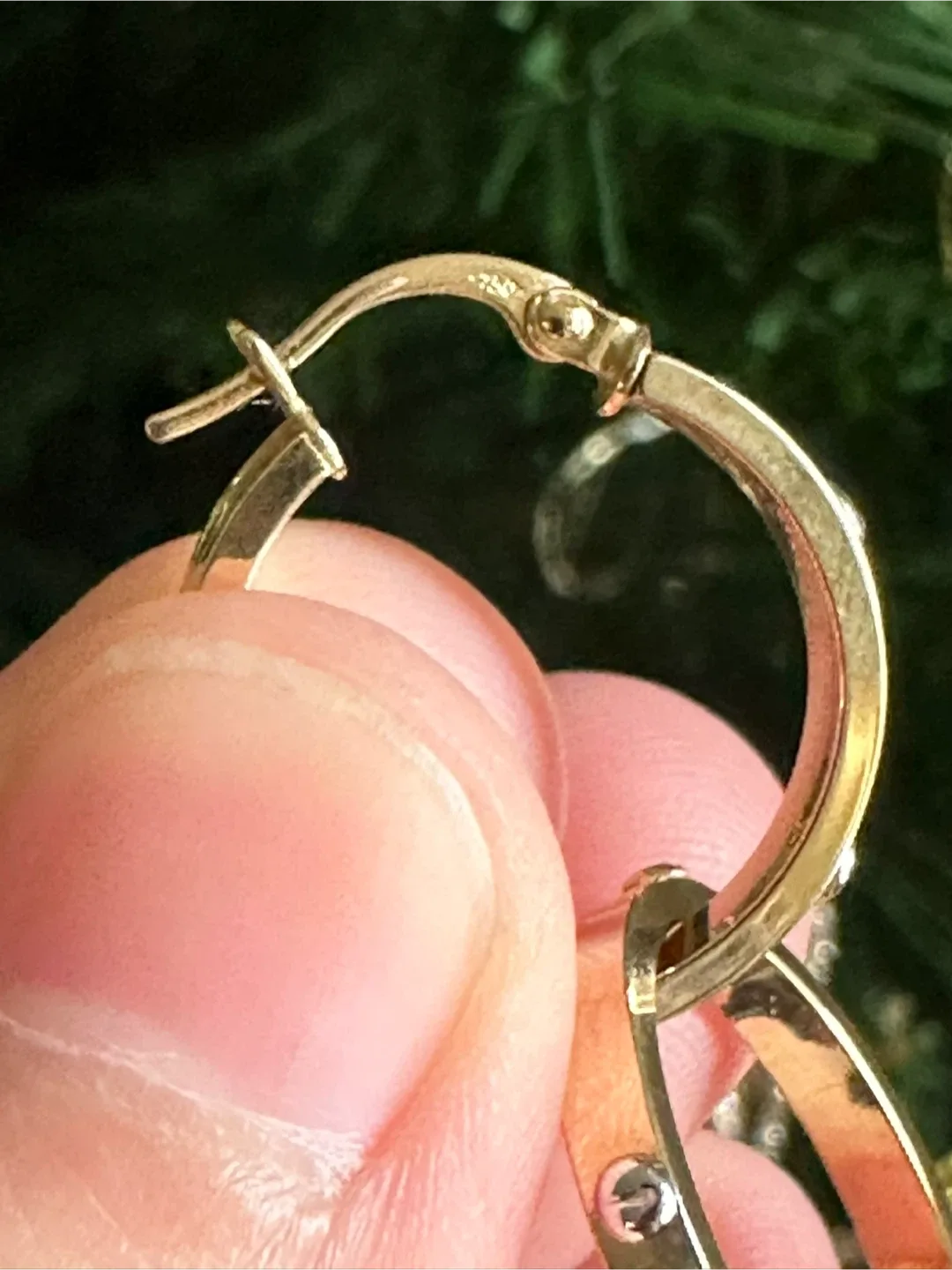 18K Two toned hoops image indicator(3)