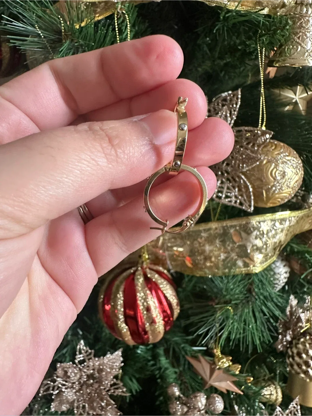 18K Two toned hoops image indicator(4)