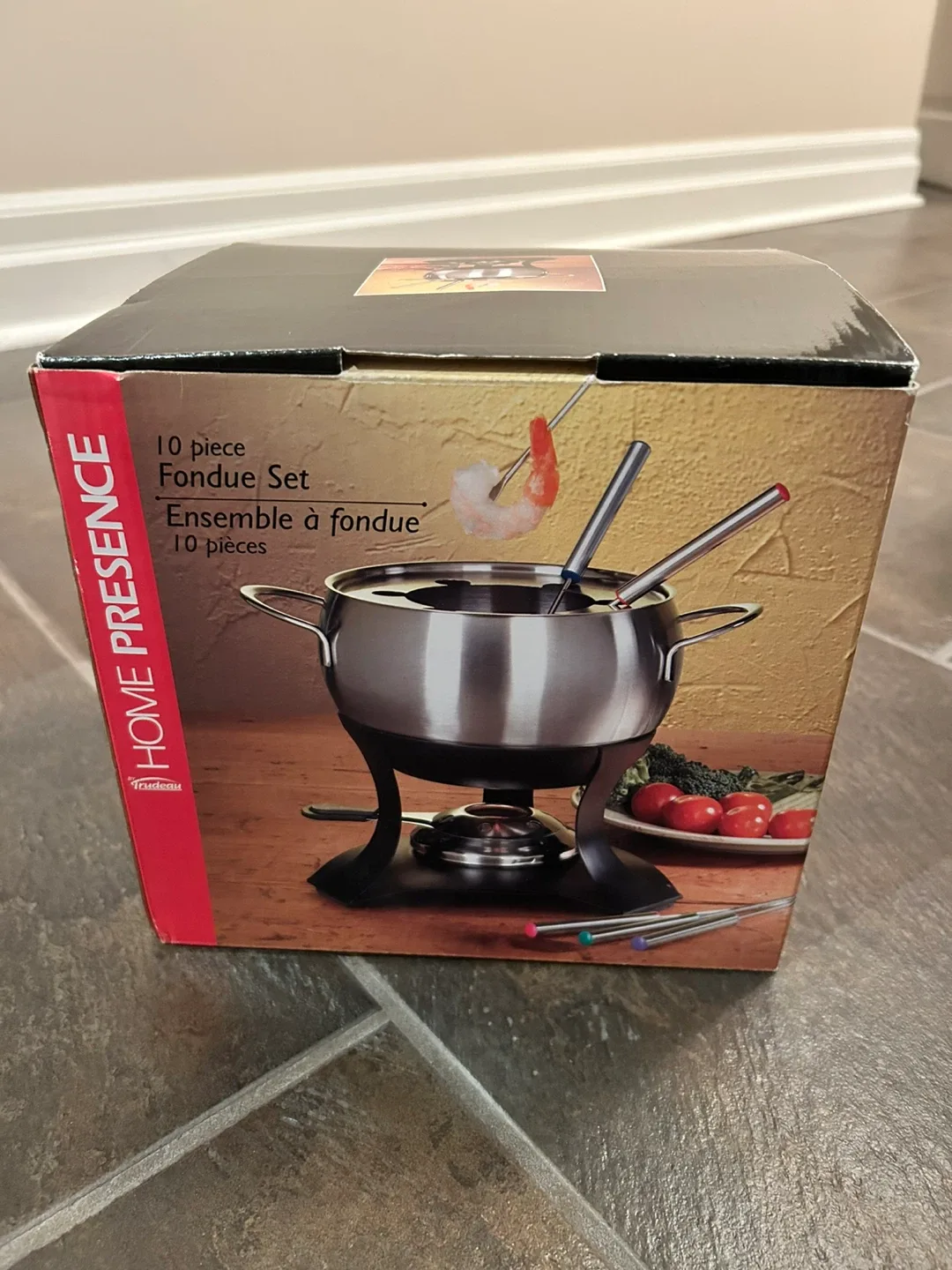 10-Piece Fondue Set - New in Box! image indicator(2)