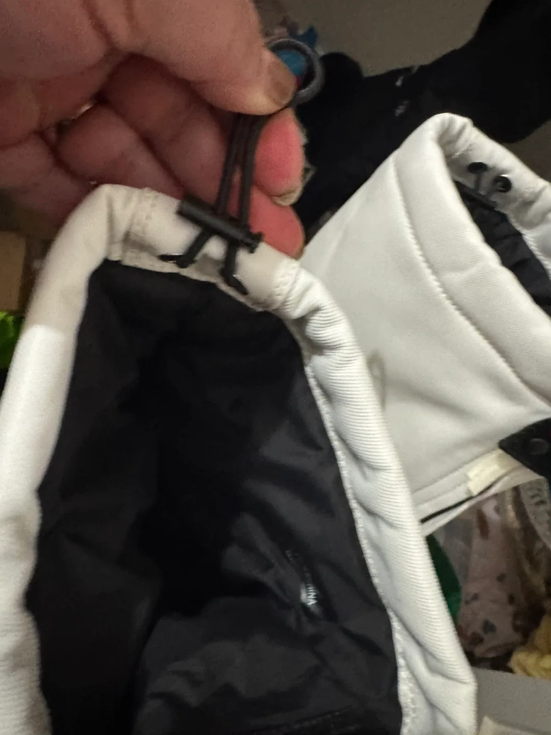 Brand new women Hunter Snow Boots - White & Black Size 9 image indicator(5)