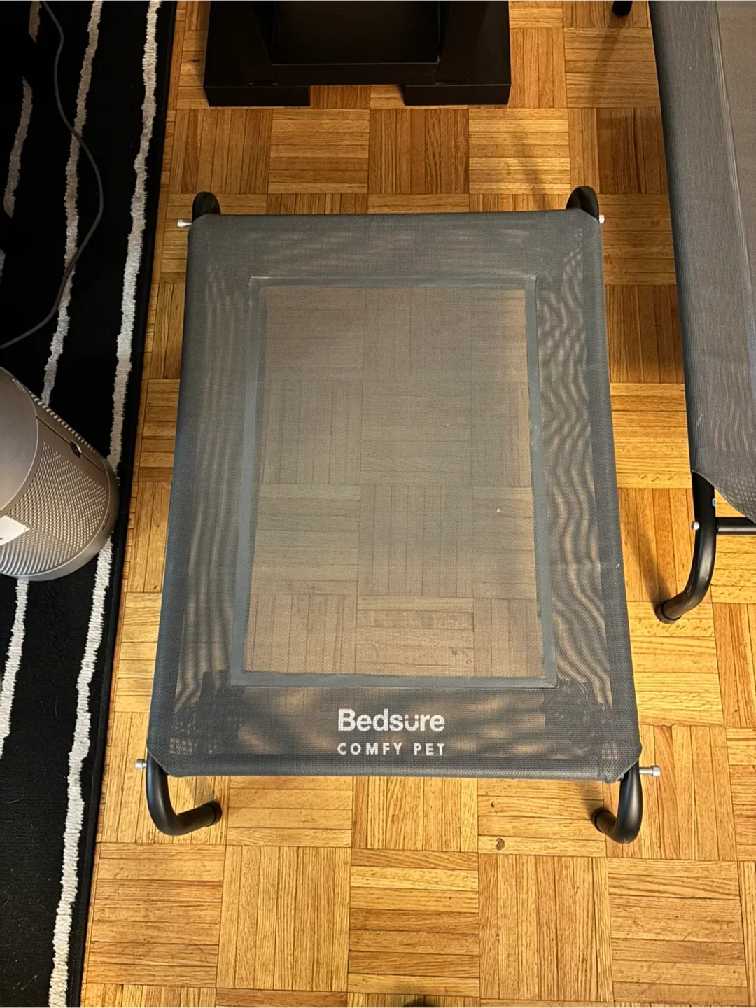 Bedsure Comfy Pet Elevated Dog Bed - Size Small image indicator(4)
