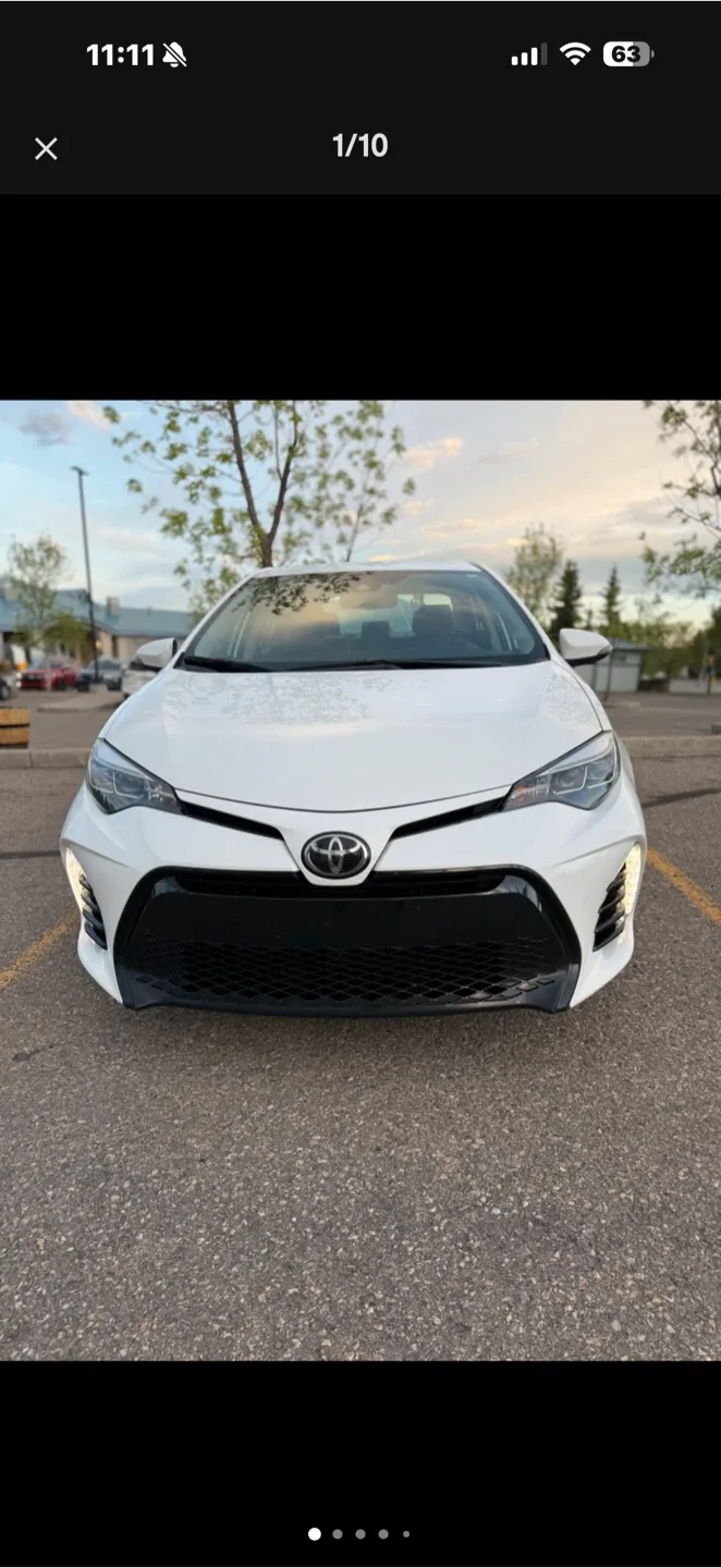 Toyota Corolla Interior - Black