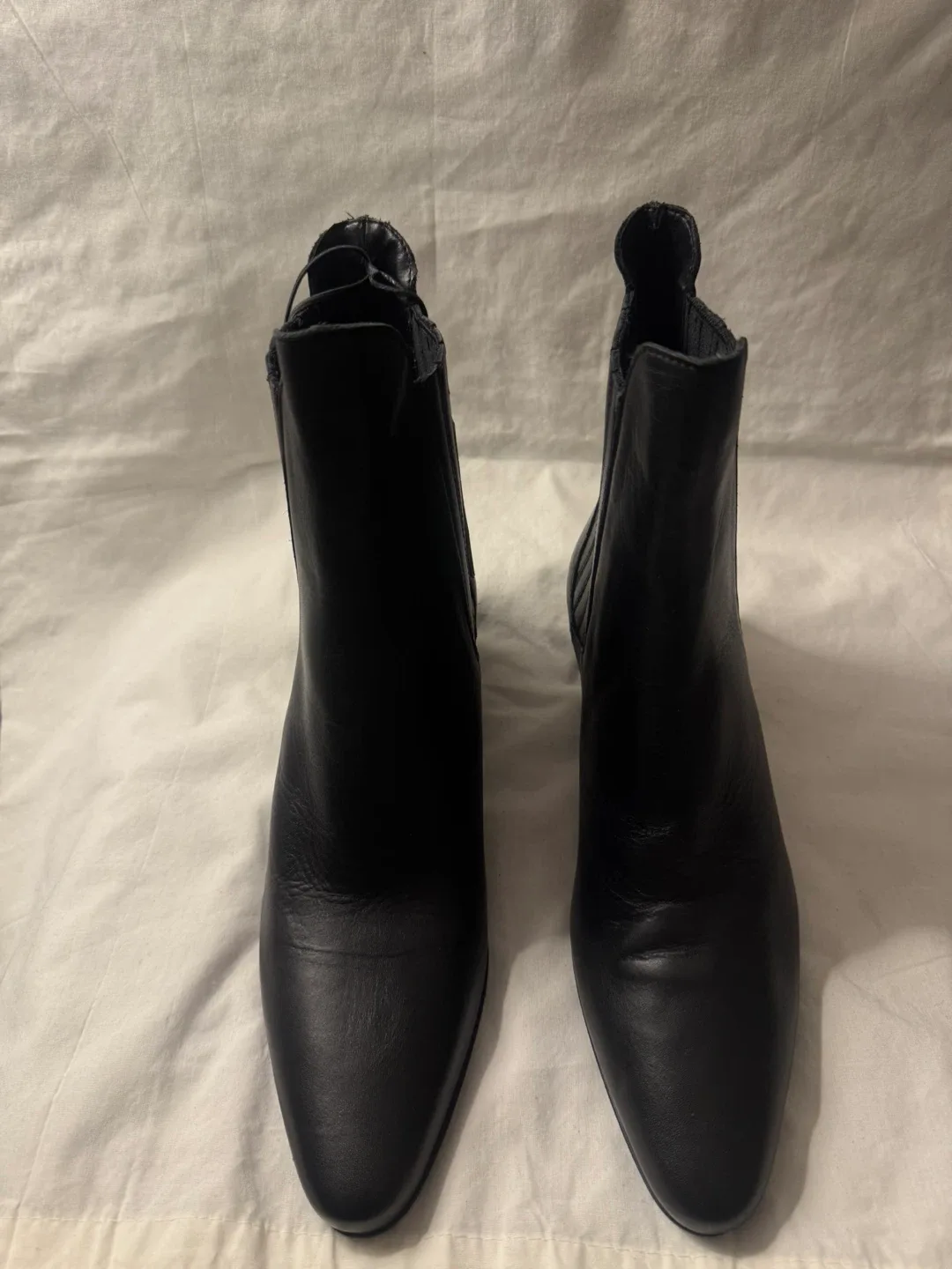 Zara boots image indicator(3)