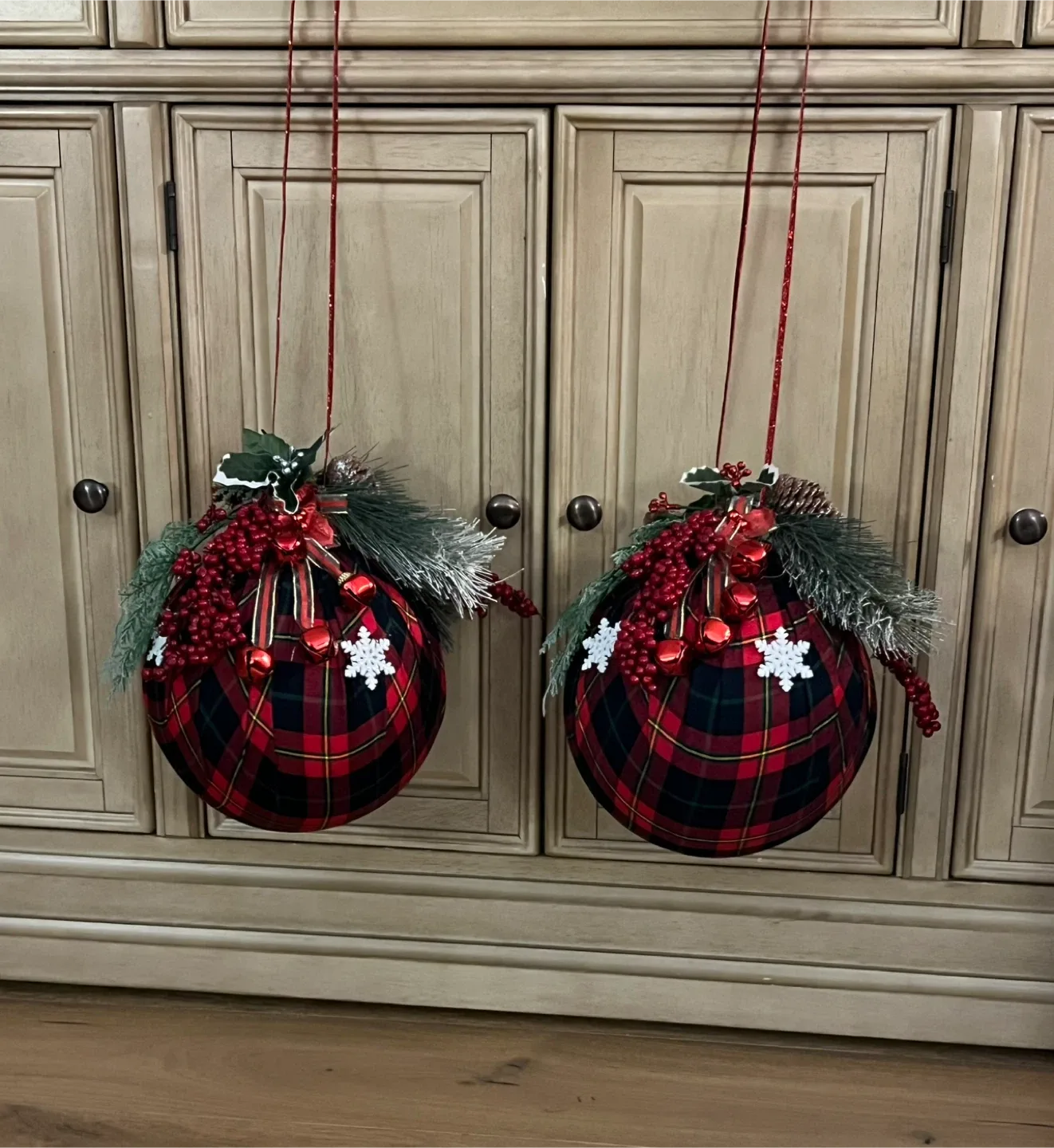 Plaid Christmas Ornament - 10 inch image indicator(8)